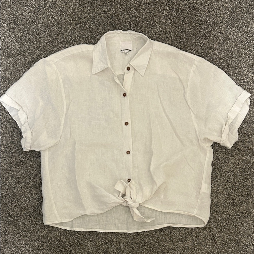 Skylar + Madison Cream Casual Button Down Shirt